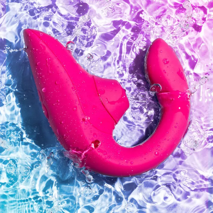 Womanizer Womanizer Blend Vibrant Pink Vibrators