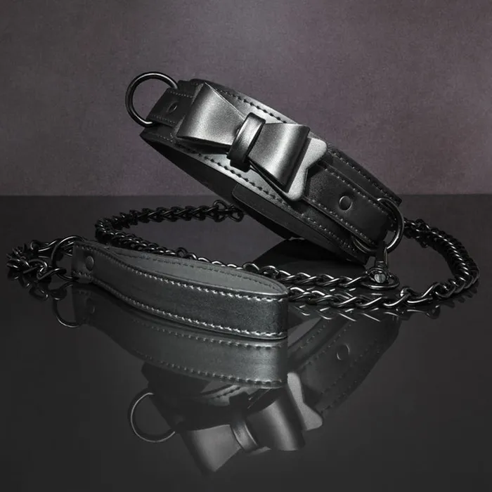 Anal Sportsheets Sincerely Bow Tie Collar And Leash Black Sportsheets