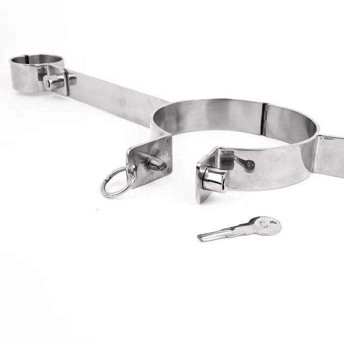 Dildos Fetters Neck Wrist Rigid Stainless Irons Snap Shut Locks